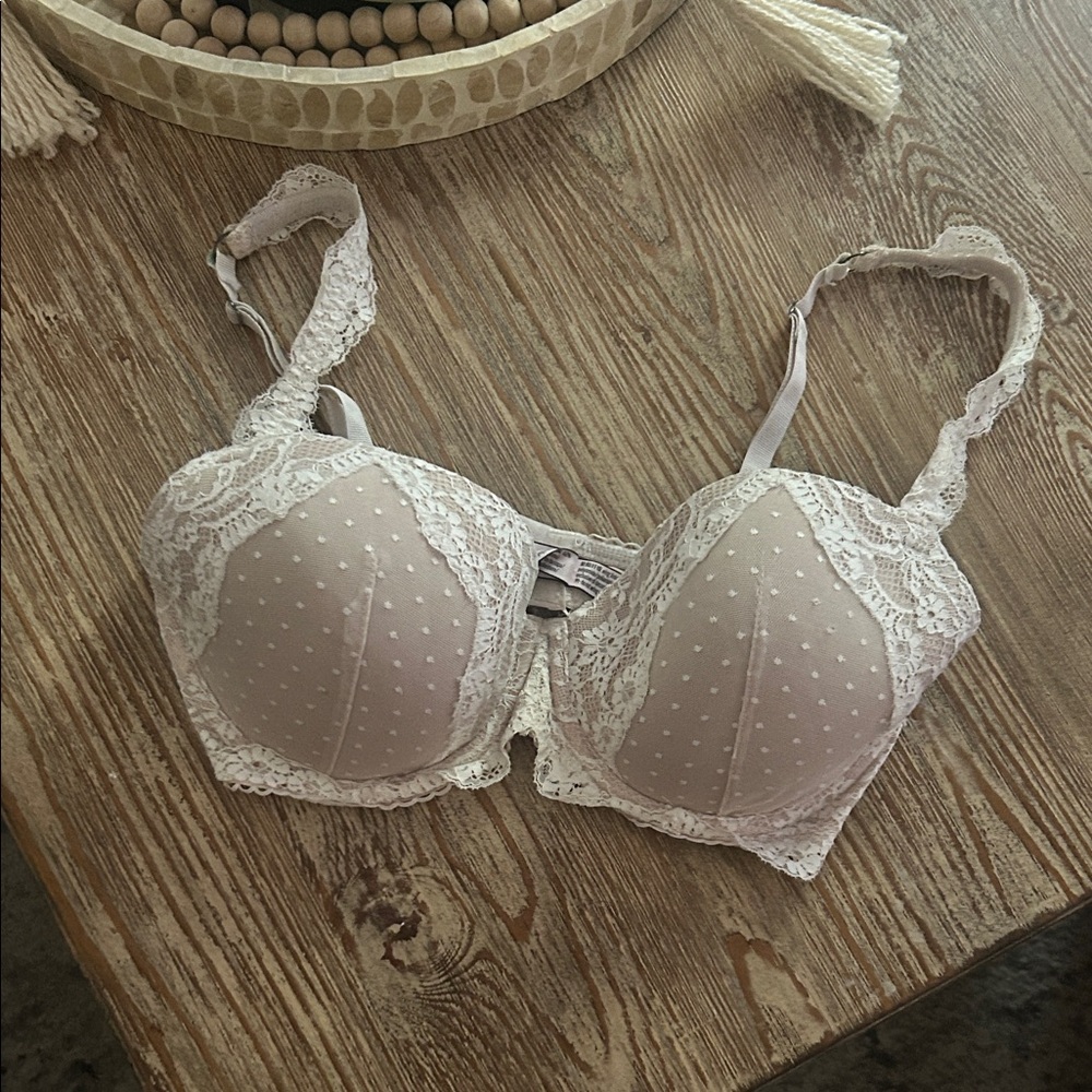 Victoria's Secret Cream Lace Bra Intimates